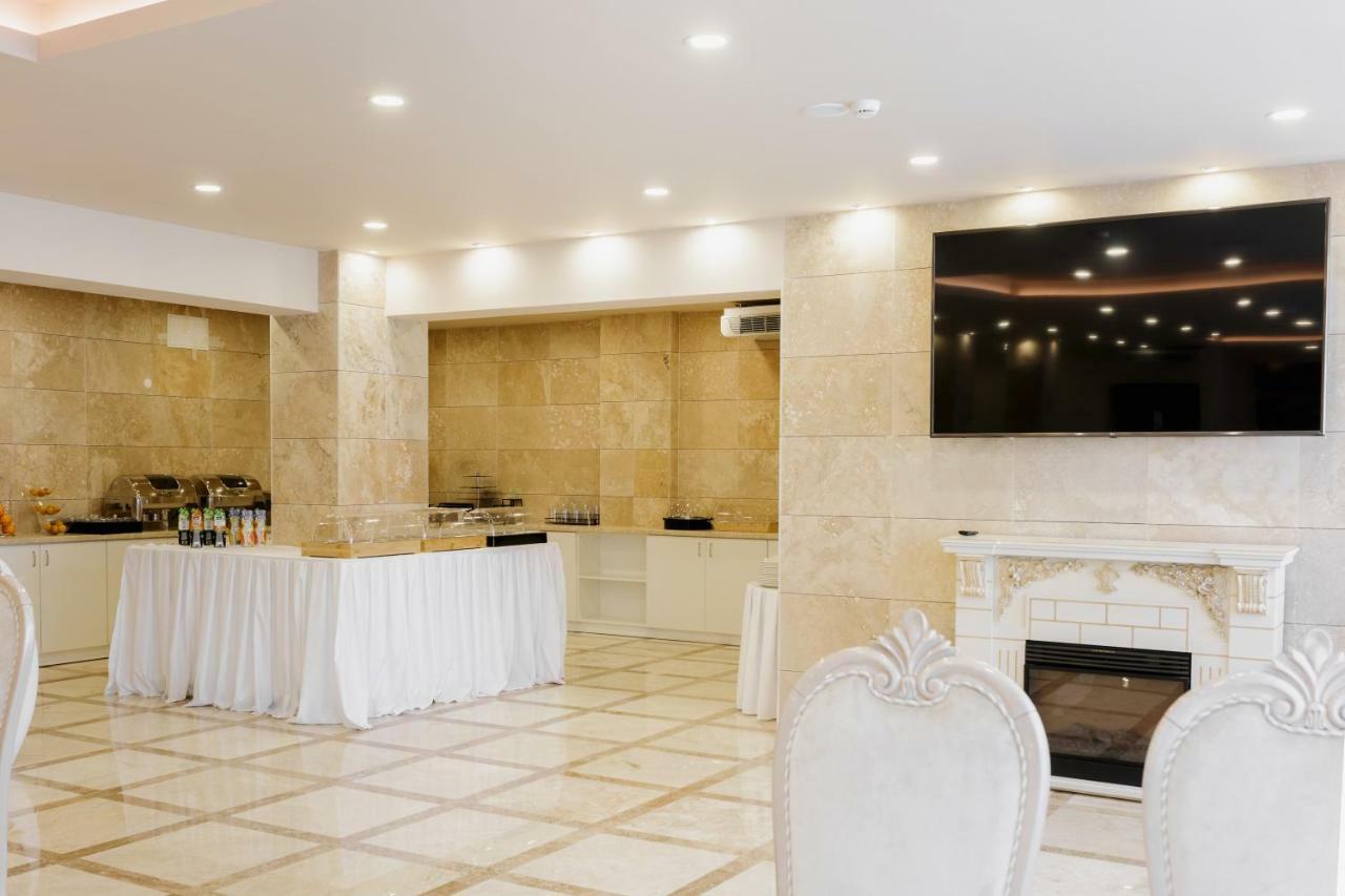 Aqua Spa Hotel Ζλάτογκραντ Εξωτερικό φωτογραφία